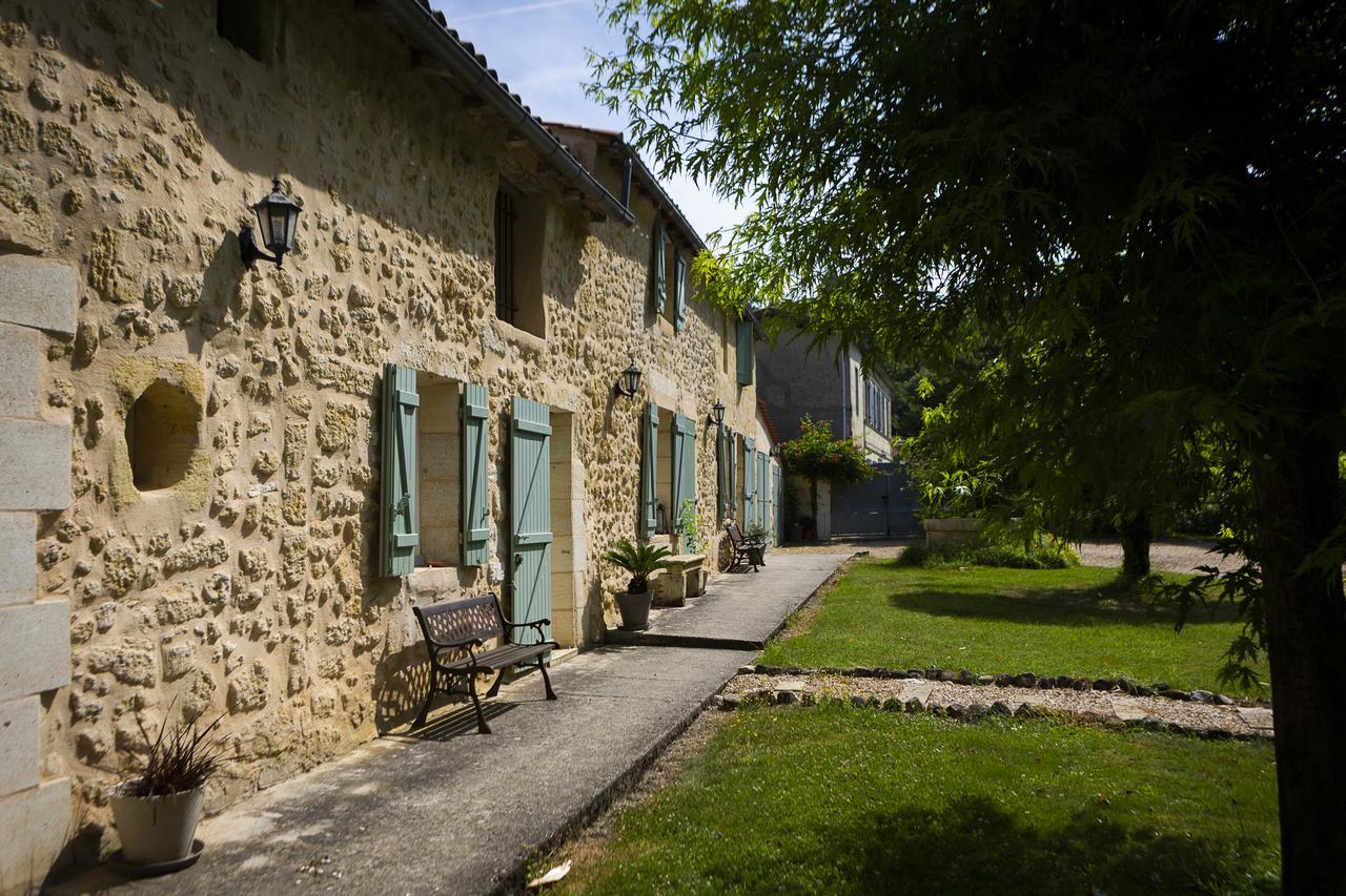 Gite La Maison De La Pimpine Lignan De Bordeaux Exteriör bild